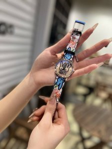 Gucci G-Timeless series W bowl watch. To celebrate the Year of the Rabbit, the b