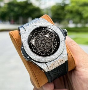 White-Black Full Diamond + 200 Ms, Hublot Big Bang series tattoo watch! Origina