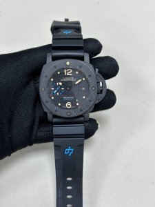 Panerai M616 Movement, Carbon Fiber Case, 47Mm
