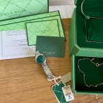 Lola's Little Green Watch. This autumn's golden blessing, the green dial complem