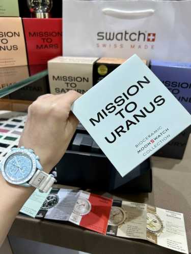 1855963FFFThe soft air blue complements the bright white Velcro strap. The chron