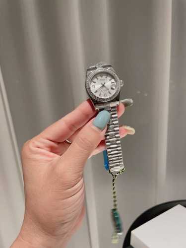 Rolex - The dial is stylish and elegant, truly exuding class. It looks sophisti