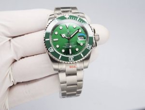 Platinum 20. Rolex People's Version Of The Submariner Is Made Of 316L Stainless