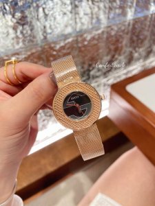 Gucci new mesh strap watch, 36mm dial, adjustable clasp, multiple colors availab