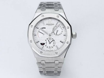 New arrival: the Audemars Pigueta Royal Oak collection, a popular international