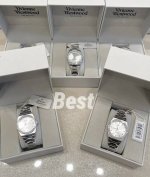 It's the white moonlight of my dreams