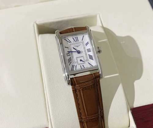 This Longines quartz watch is truly captivating; the brown strap is perfect for