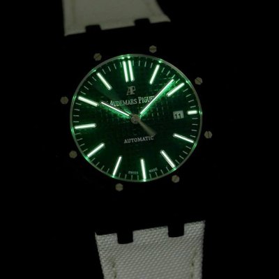 Ina A Royal Oak High-End Watches Have Been Paying More And More Attention To Wea