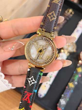 Upgraded version of the Lucky Turn Lv style women's watch features a neat and ca - Click Image to Close