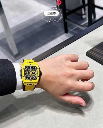 Hublot - New Colorful "Ceramic Craftsmanship" The Spirit of the Big Bang Series