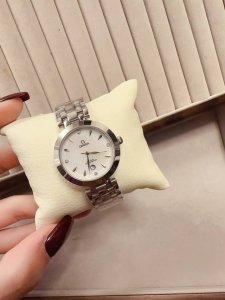 Gold + 20 Diamonds + 30 Omega Fine Goddess Watch. Its exquisite and aesthetic d Gold + 20 Diamonds + 30 Omega Fine Goddess Watch. Its exquisite and aesthetic d