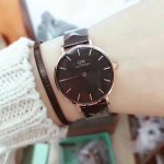 Brand:Daniel Wellington Dw Type: Premium Couple's Watch Movement: Imported Quart