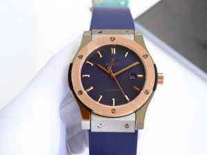 Gold and Black+20 The Hublot Classic Fusion Series 316 stainless steel case is f