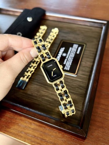 Chanel The Sugar Cube Has Been A Dream Watch For Women For 36 Years. The Sugar C