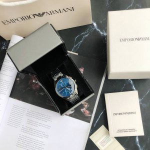 Supports direct shipping from Hong Kong and the US. Authentic product! Comes wit