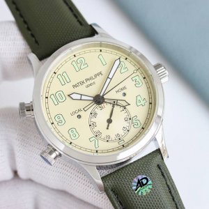 pp factory's Patek Philippe 5524G is the first to feature a perfect match, a top