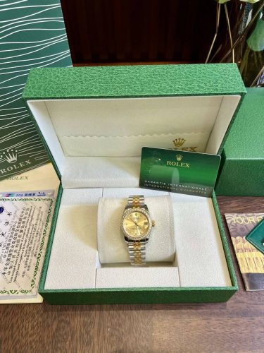 BH with picture packaging 35 Rolex Datejust arrival Type: three-hand datejust se