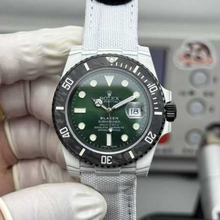 Ppm Modified Rolex Carbon Fiber Submariner! A small modification infuses it with - Click Image to Close