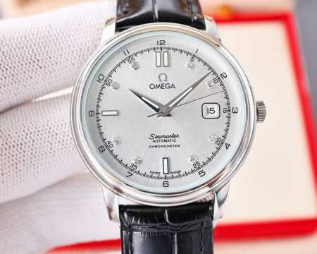 White Case And Gold Case 1040 The Main Model Of The Store In 2025 Omega Omega Ad - Click Image to Close