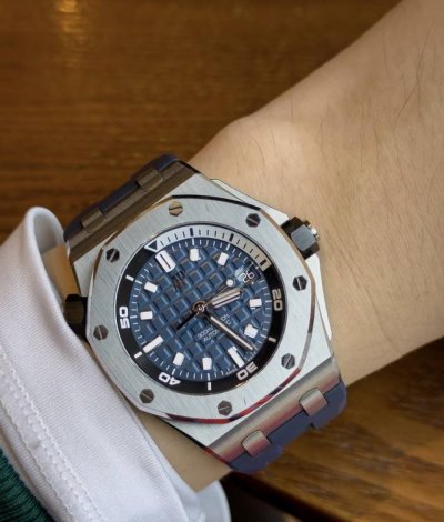 They are all blue and still look good [snickering R] I tried my friend