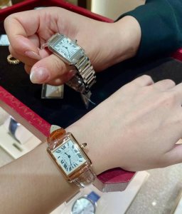 Cartier Tank Must! Limited-time offer: Free imported pebbled calfskin strap (in