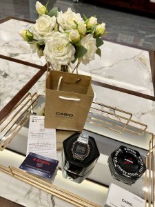 The Casio G-Shock & Baby-G G watch is super popular on Xiaohongshu lately! It's