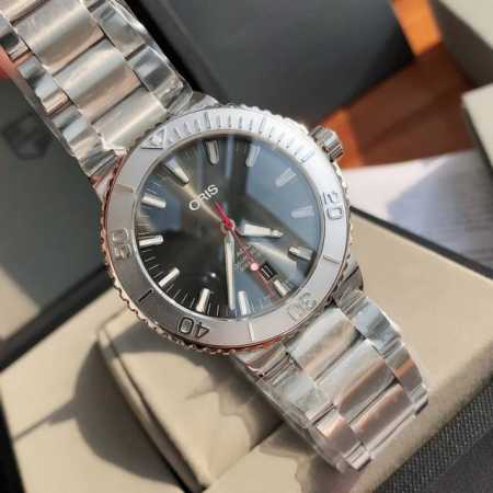 New models from the Oris diving series are coming. The inspiration for the watc - Click Image to Close