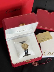 All high-end customers, take a look! This is a top-tier product!! Cartier's Bar