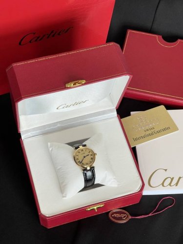 All high-end customers, take a look! This is a top-tier product!! Cartier's Bar