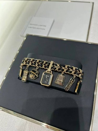 Latest Chanel-Inspired Design Authentic Version A Simple Yet Extremely Classic A