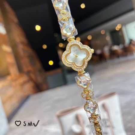 New Van Cleef & Arpels Bracelet - & Four-Leaf Clover DDD - Click Image to Close