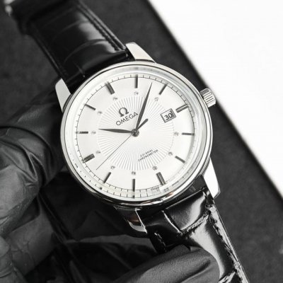 The New Omega Seamaster Series Took 6 Months To Make. Ultra-Thin Men's Automatic