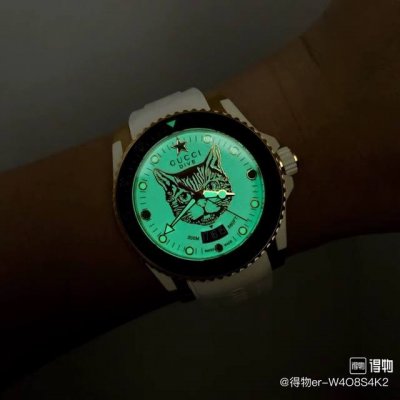 Gucci Unisex Luminous Tiger Head Watch I love this watch, it has a great design