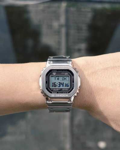 Bought a Casio G-Shock Gmw-B5000 (silver brick). Its well-proportioned square a