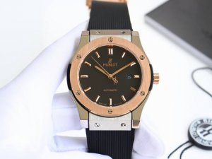 Gold and Black+20 The Hublot Classic Fusion Series 316 stainless steel case is f