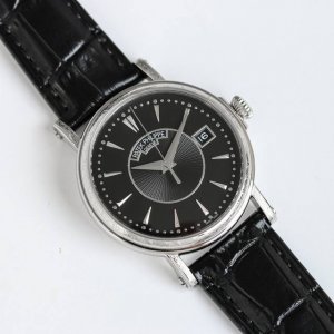 Ppf strongly recommends the Patek Philippe Pp Classic 5153 series watch produced