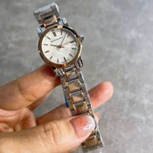 Burberry City Series British Style Women's Quartz Watch, simple and elegant, com