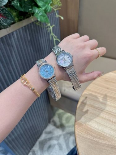 White Rose 310 Diamond + 30 Longines Couple Model Is So Unique! Low-Key Yet Beau