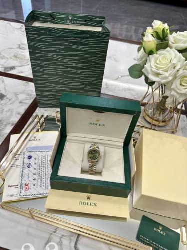 With Pictures, Same Model, Full Set Of Packaging Rolex Datejust Watch Type: Thre