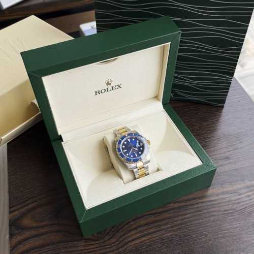 Gold-plated version!! The Rolex Submariner series is a classic timepiece, combi