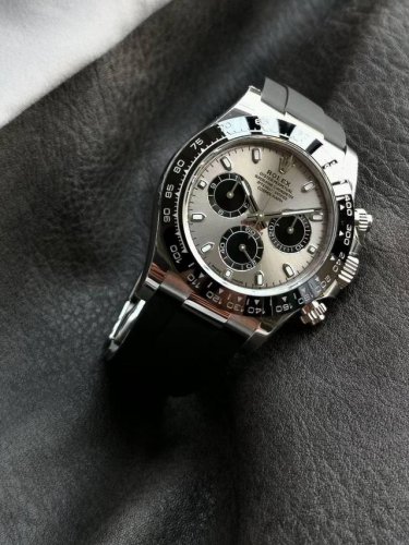 Bt Discovery Magazine: Rolex Cosmograph Daytona Series M1 9-0071 watch, 904L sta