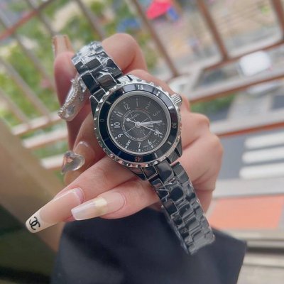 Chanel J12 High-End Women's Watch Classic Ceramic Case Quartz Movement 33Mm