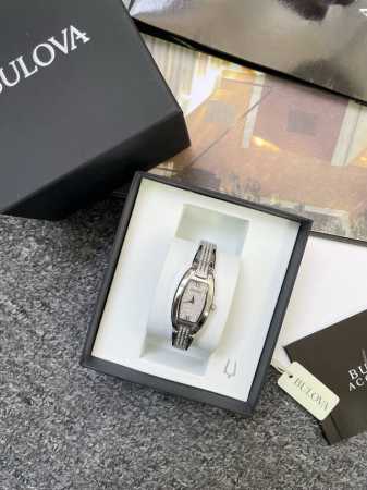 Bulova Crystal Ladies' Watch Polaroid Tonneau-Shaped Crystal Watch 96L235 The to - Click Image to Close