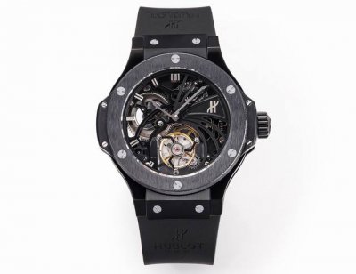 The upgraded version of the Hublot True Tourbillon Hb1 V4 is upgraded as follows