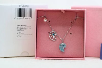 Recommended for Chinese Valentine's Day Swarovski silver blue diamond conch cla