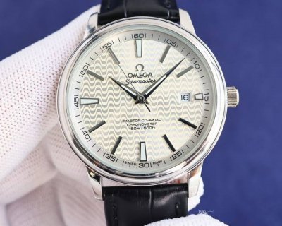 Gold Case + 50 Store's 2025 Featured Model Omega Omega Features A Unique Dial De