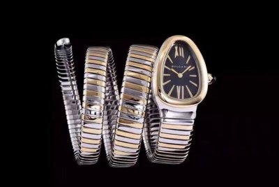 The Bulgari Serpentine Tubogas watch with diamonds, the image of the snake that