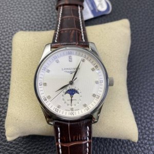 The latest version of the Longines Master Moon Phase from the Taiwan factory is The latest version of the Longines Master Moon Phase from the Taiwan factory is