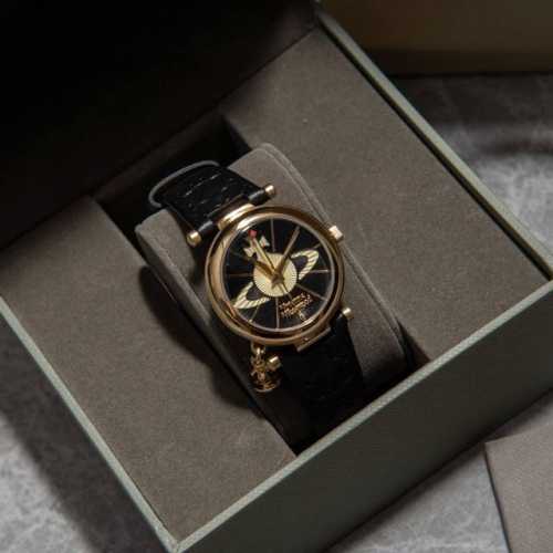 Vivienne Westwood Fashionable women's watch, innovative hollow carved Saturn rev