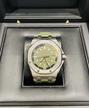 Brand: A Audemars Piguet Royal Oak Offshore : Series: 15703 Series Design: The - Click Image to Close